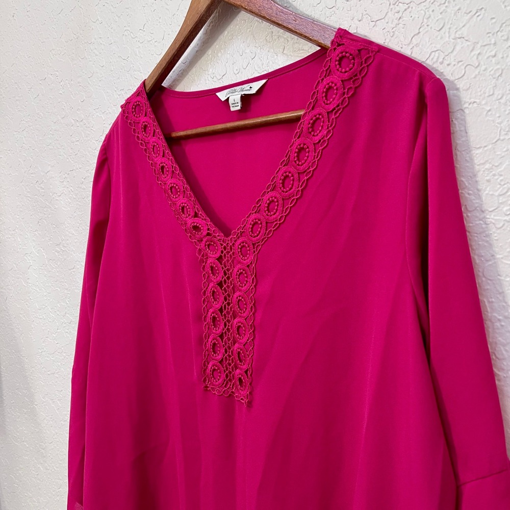 The Pioneer Woman Fuschia Crochet V-Neck Sharkbite Hem Blouse Boho Large - Picture 6 of 7